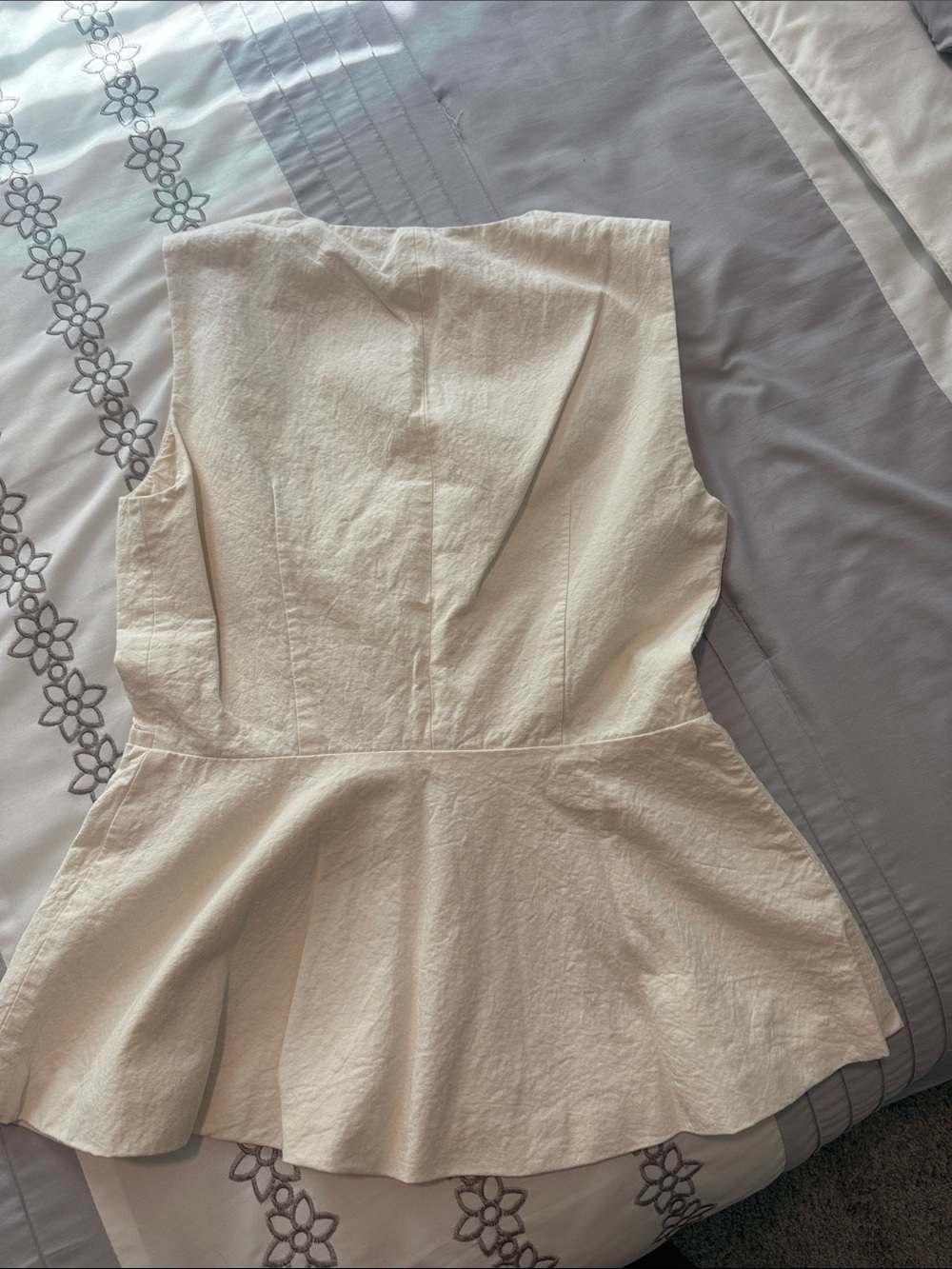Zara Cream Peplum Blouse - Picture 4 of 4